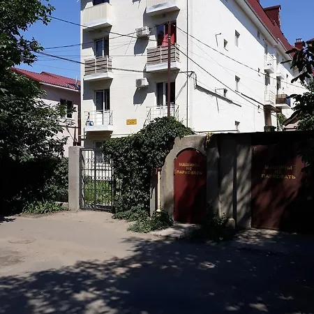 On Lvovskaya *